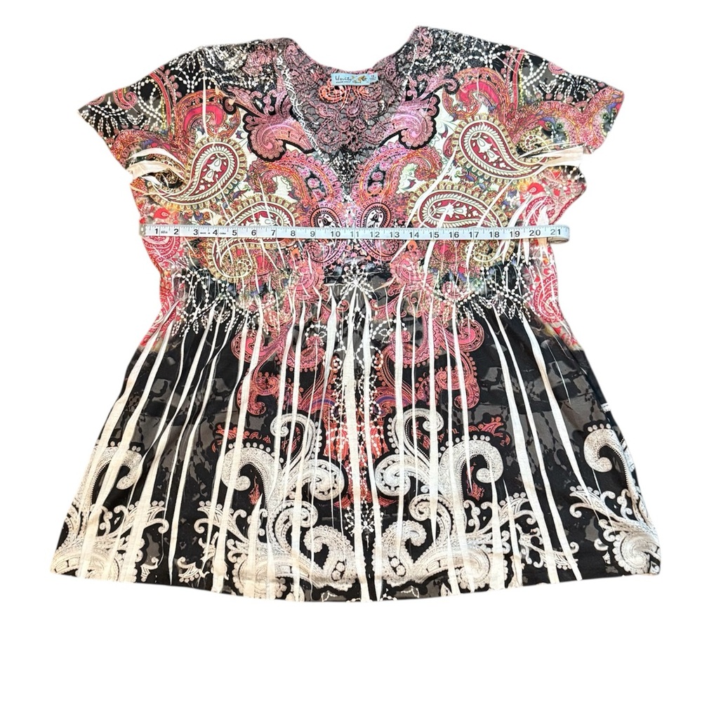 Unity World Wear Paisley Flutter Sleeve Tunic - Pink, Black & White - Picture 5 of 6